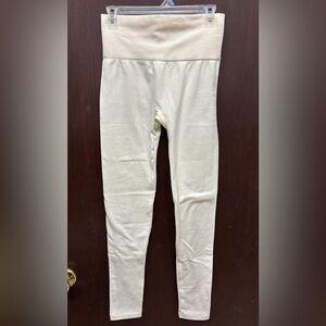 Warners L/XL tights cream color B1